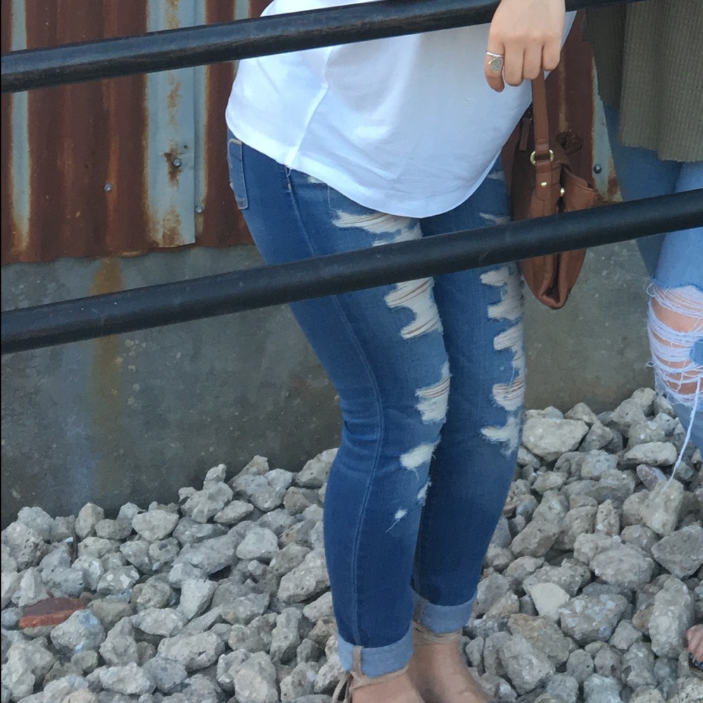 American Eagle Jeggings with Holes